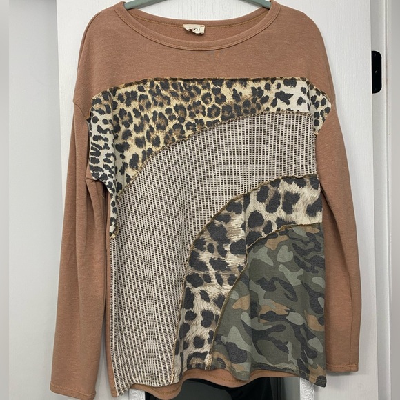 BiBi Living on the Edge top - Picture 3 of 7